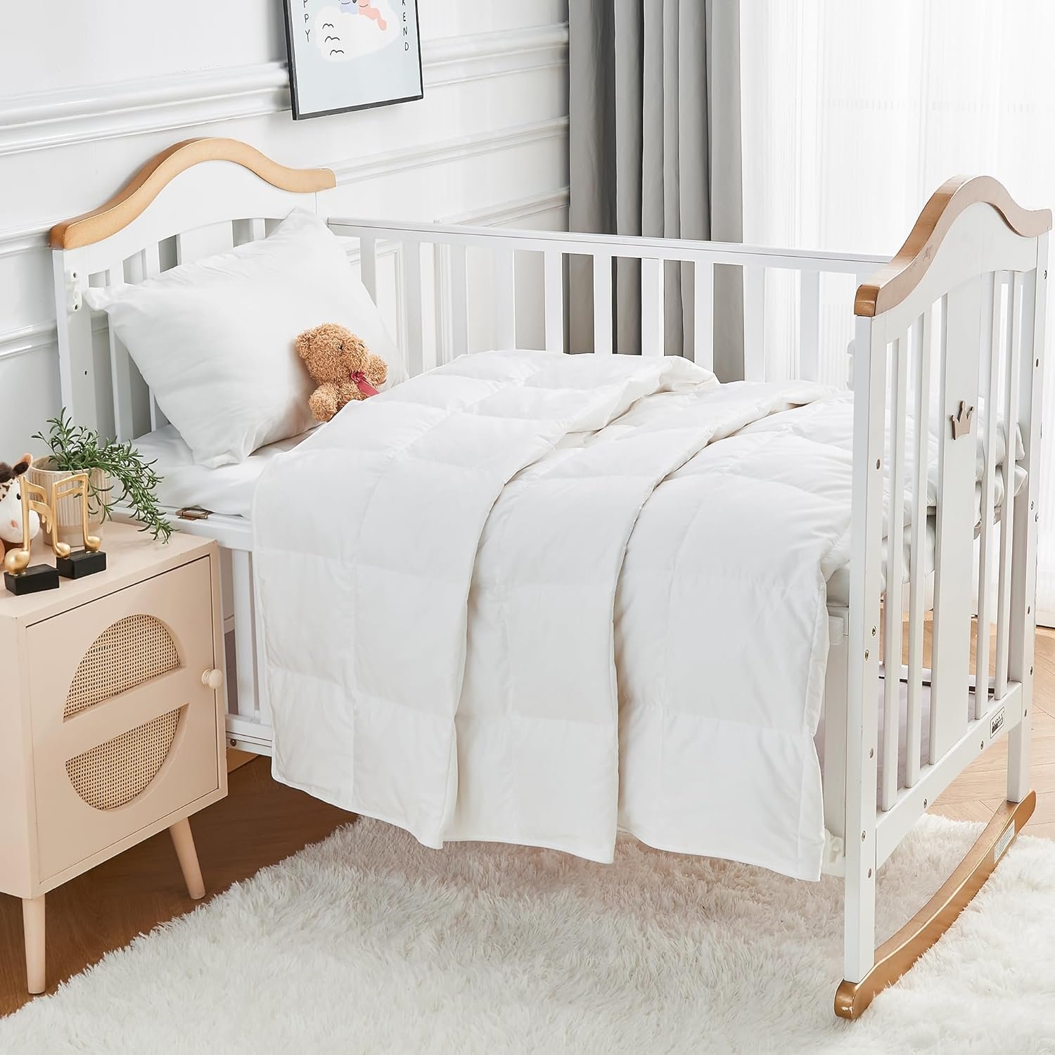 Baby Crib Comforter Lightweight Summer Cooling Goose Down Duvet, Hypoallergenic 100% Organic Cotton Quilted Washable Air Conditioner Nursery Blanket with Corner Tabs, White 41×48 Inches